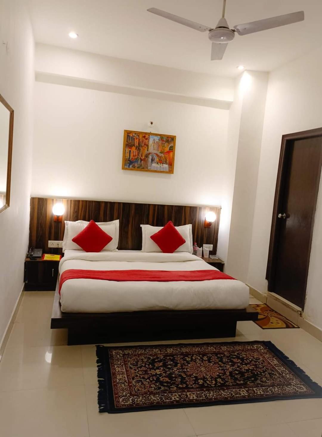 Airport Hotel Port View New Delhi Eksteriør bilde