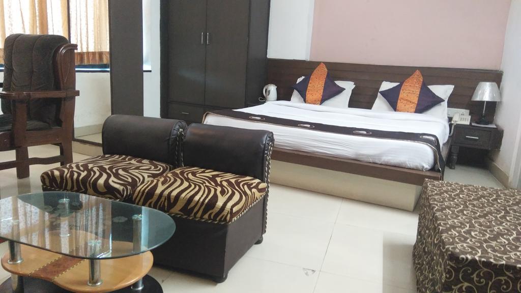 Airport Hotel Port View New Delhi Eksteriør bilde