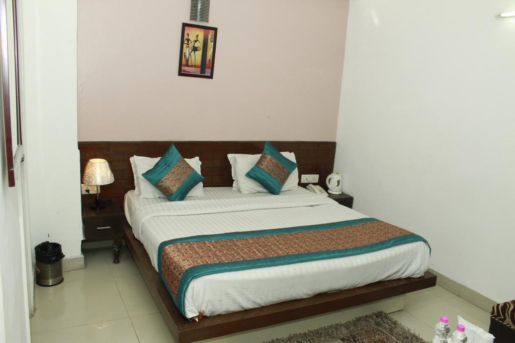 Airport Hotel Port View New Delhi Eksteriør bilde