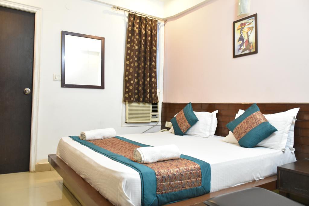 Airport Hotel Port View New Delhi Eksteriør bilde