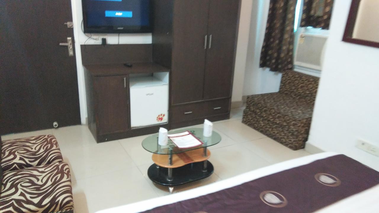Airport Hotel Port View New Delhi Rom bilde